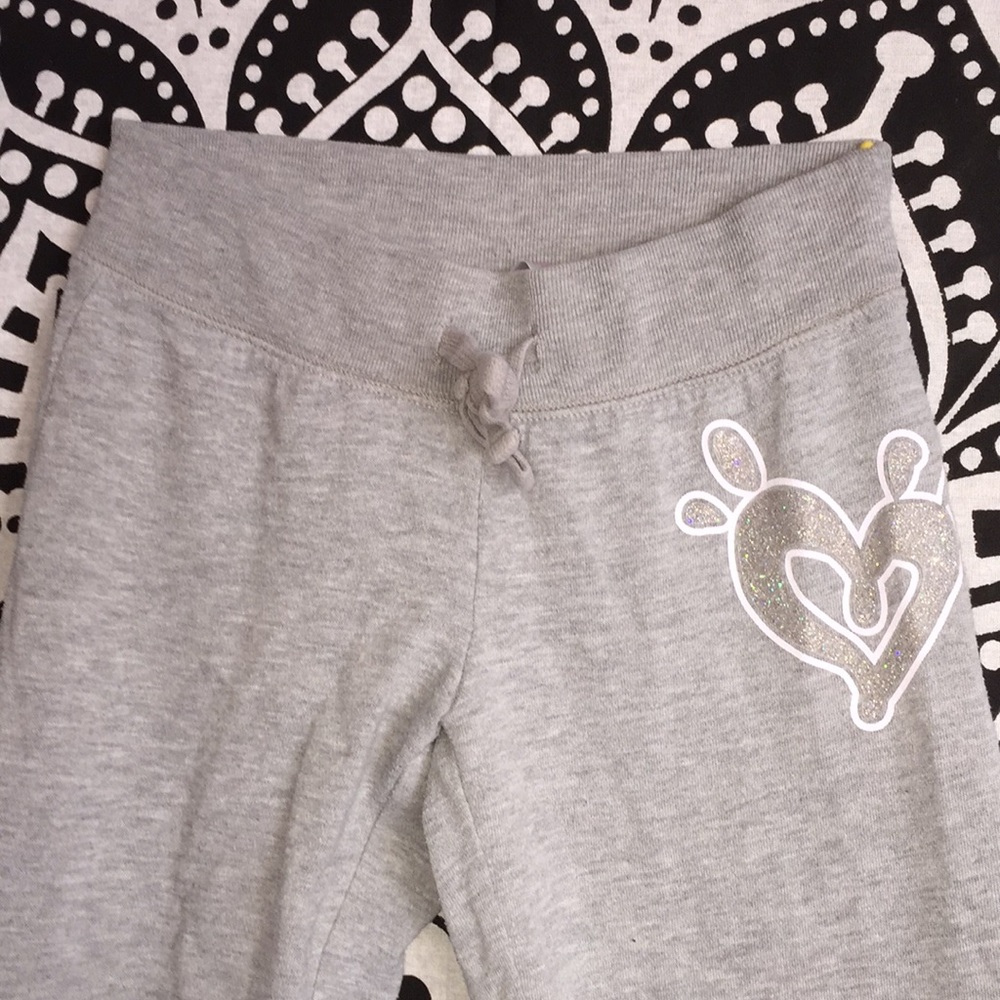 sweatpants